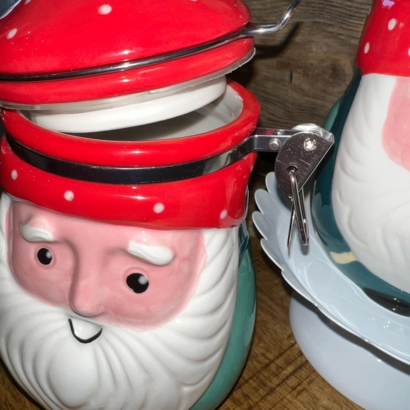 Gnome coffee mug and canister set. NWT. - Picture 2 of 7